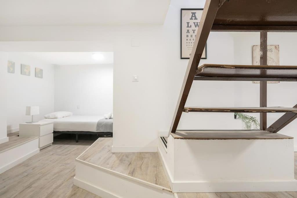 Charming Flat In Madrid-rio * Madrid